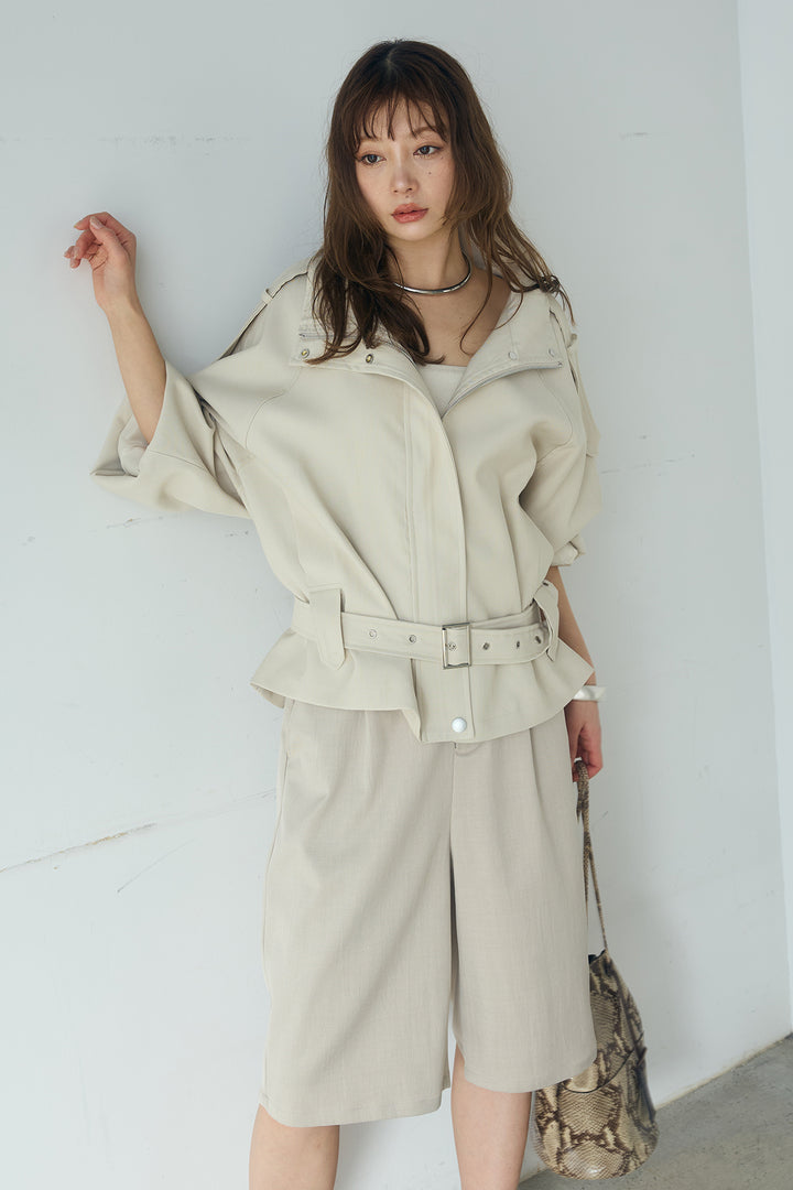 [SET]ベルト付きスタンドネックアウター+ツイルタックハーフパンツ(2set)