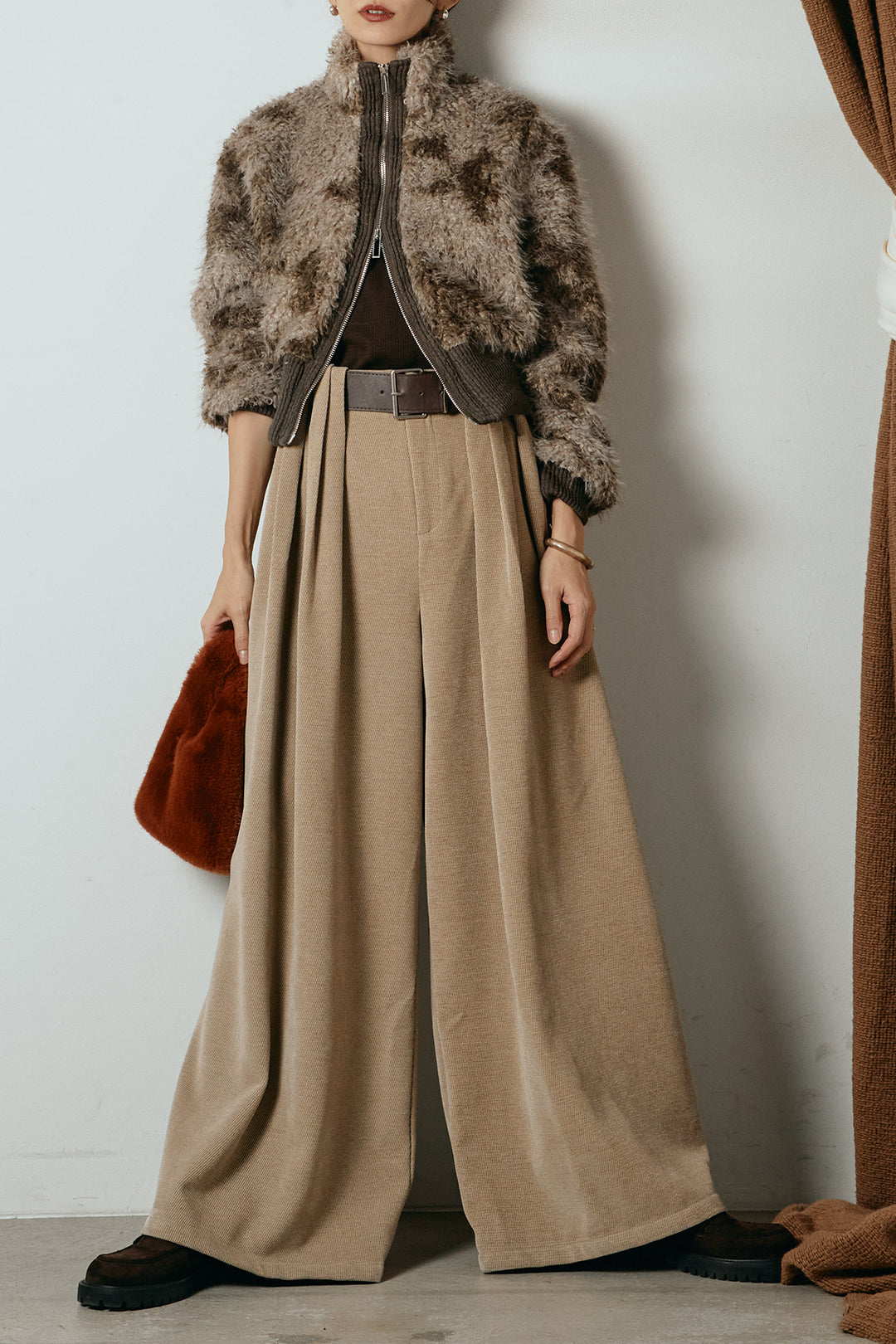 [SET]エコファースタンドカラーニュアンス柄ブルゾン+ベルトループコーデュロイワイドパンツ(2set)