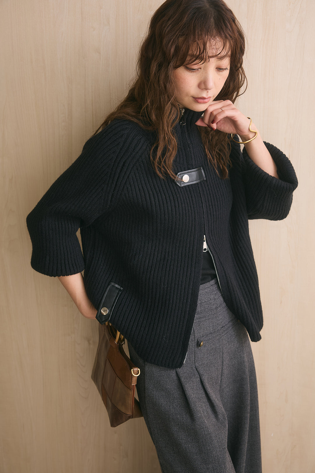 [SET]リブ編みレザーコンビべルト付きブルゾン+ナポレオンボタンデザインタック入りパンツ(2set)