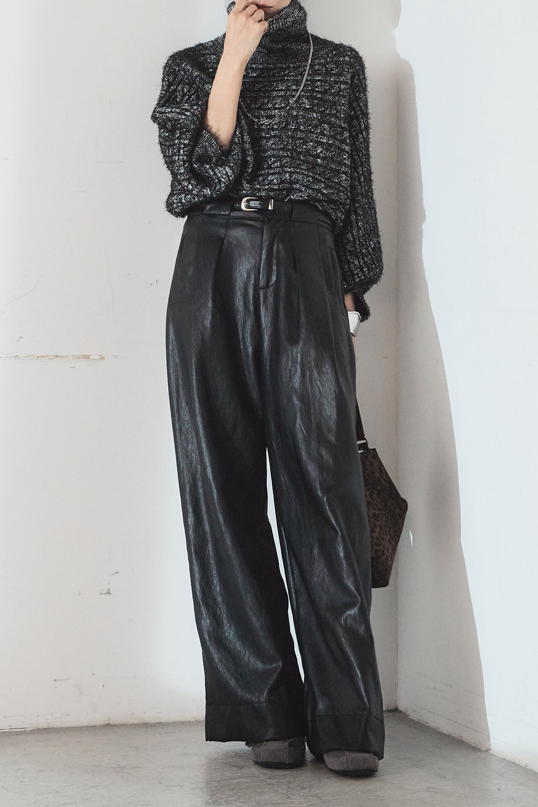 [SET]ミックス編みドルマンニットトップス+ベルト付きレザーライクタックパンツ(2set)