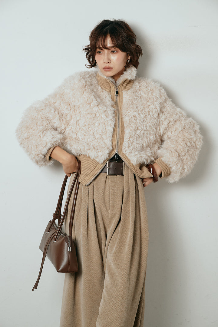 ハイネックショート丈ボアジップブルゾン