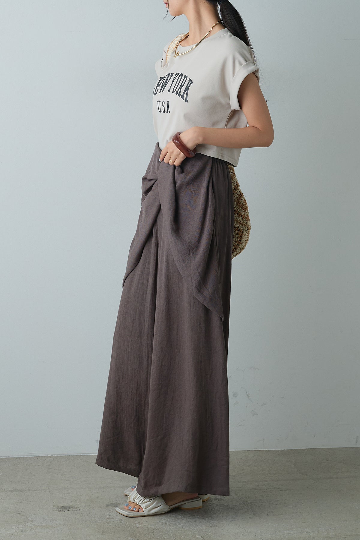 SET]ショート丈NEWYORKロゴTシャツ+ねじりデザインワイドパンツ(2set