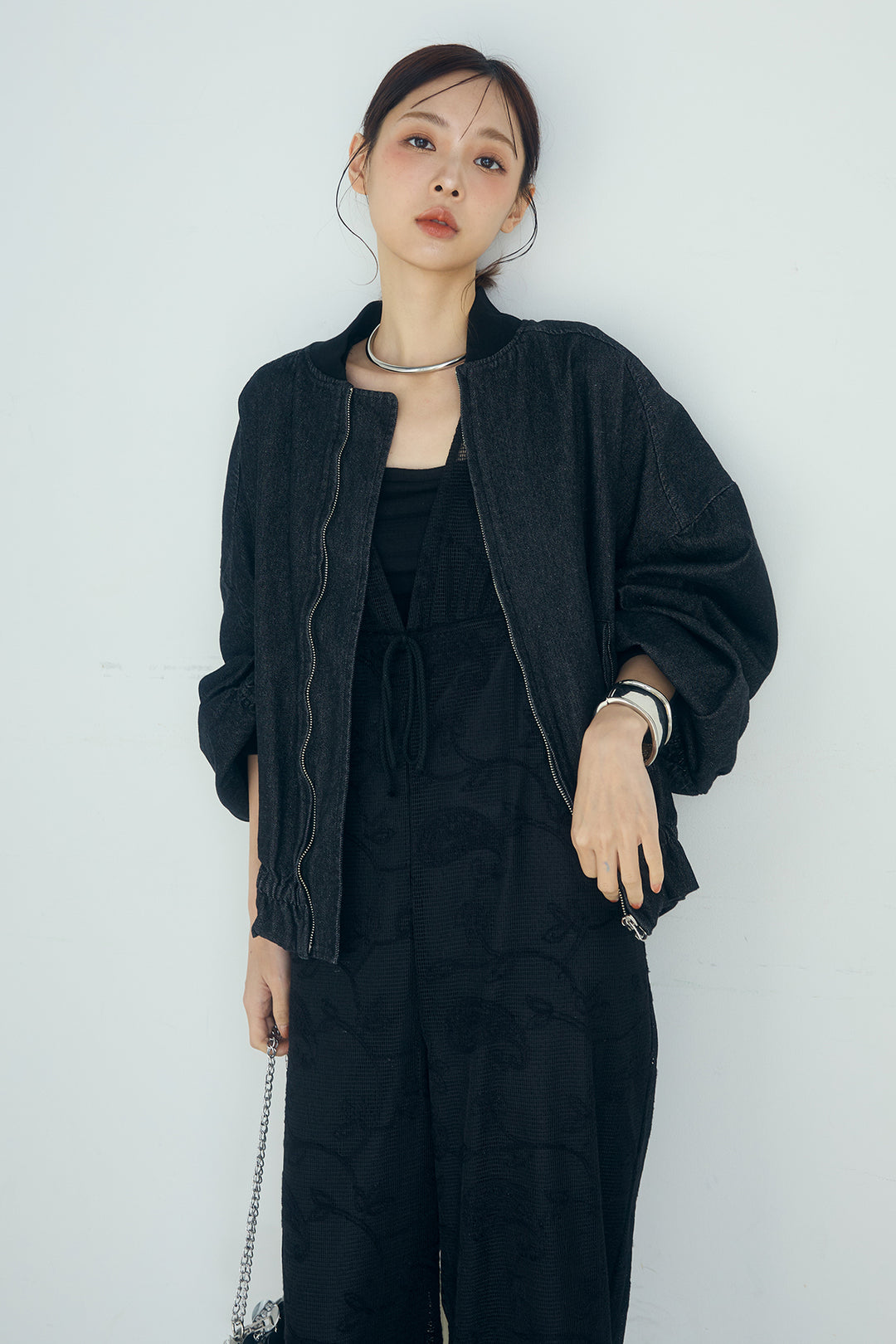 [SET]袖シャーリング裾フリルデニムブルゾン+レースサロペット(2set)