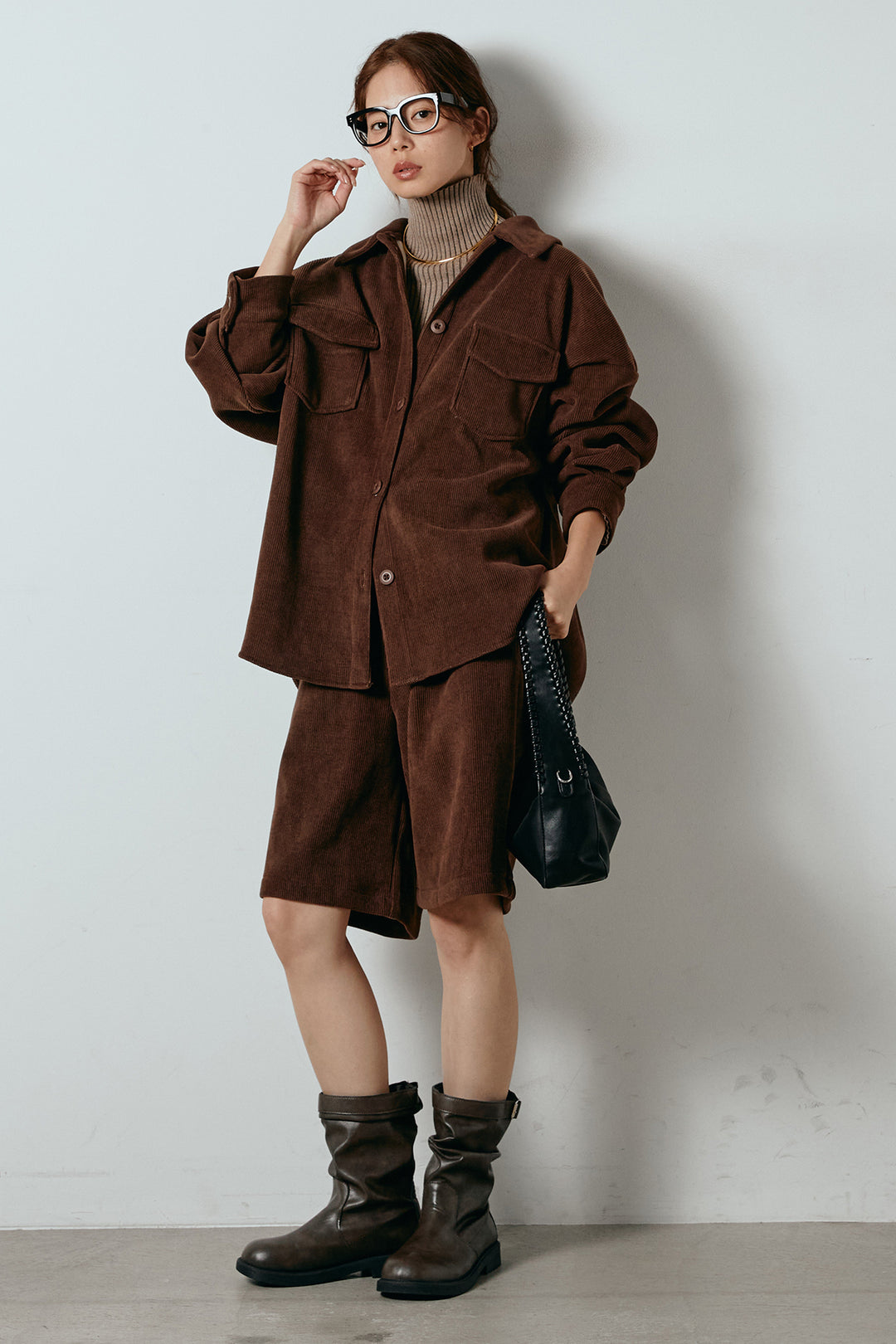 [SET]襟付きコーデュロイポケットシャツ+リブニットシームレスタートルプルオーバー+リラックスコーデュロイハーフパンツ(3set)