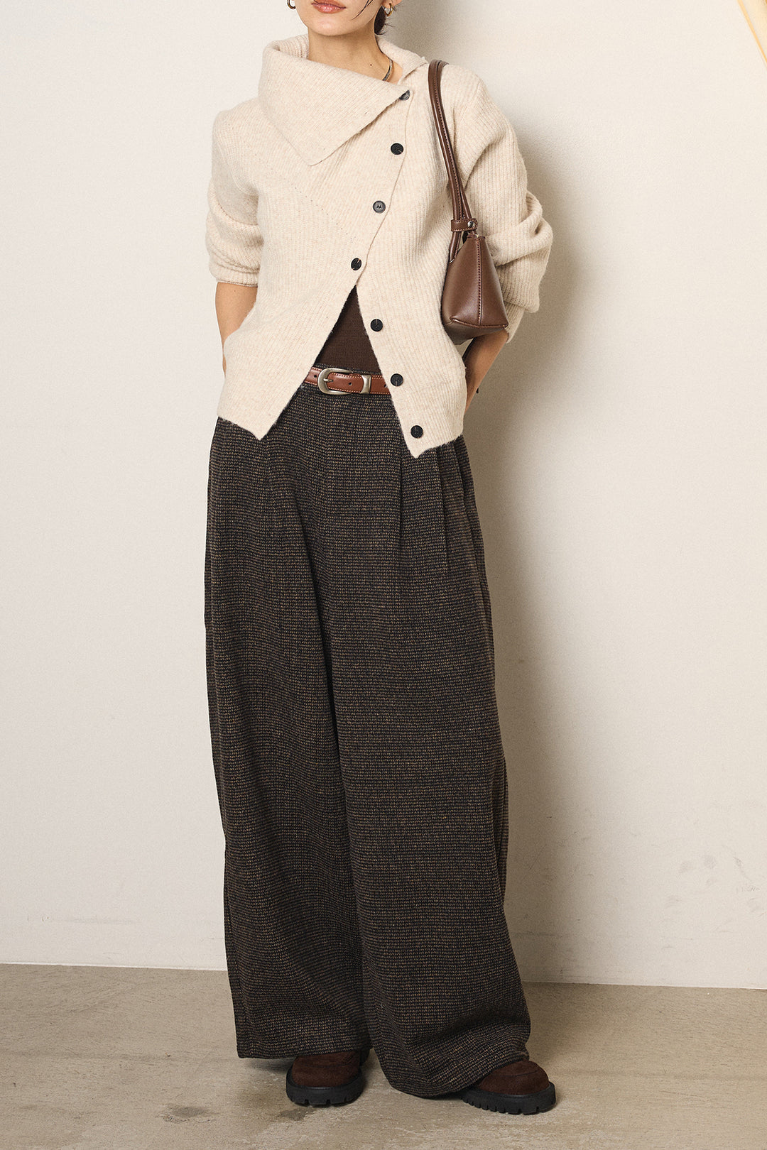 [SET]ボタンデザインネックニットプルオーバー+起毛タック入りツイードワイドパンツ(2set)