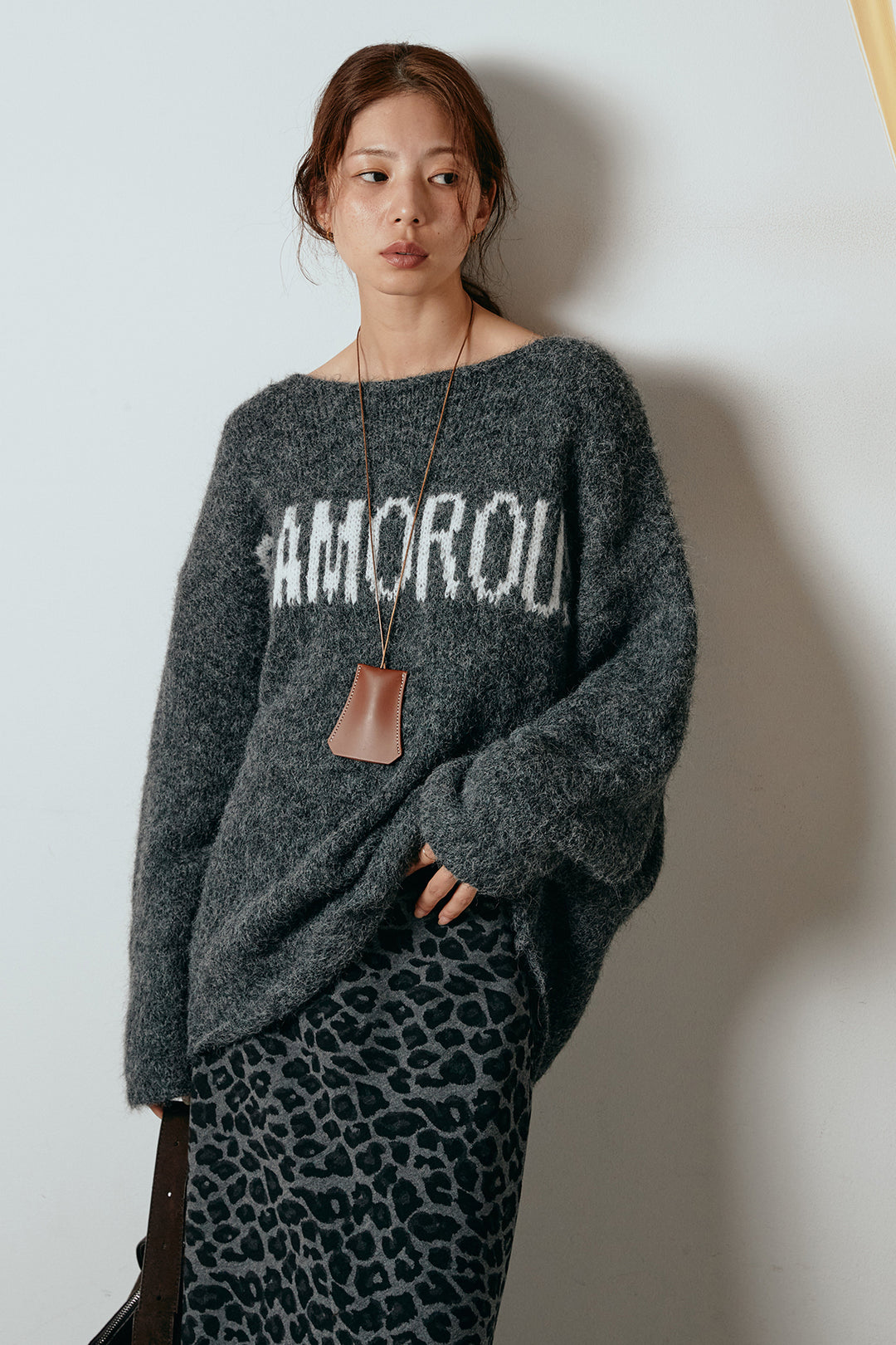 [SET]フロントロゴデザインニットトップス+レオパードロングスカート(2set)