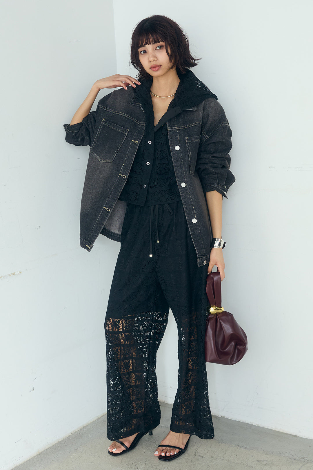 [SET]パッチワークレースショート丈フードシャツ+パッチワークレースイージーパンツ(2set)