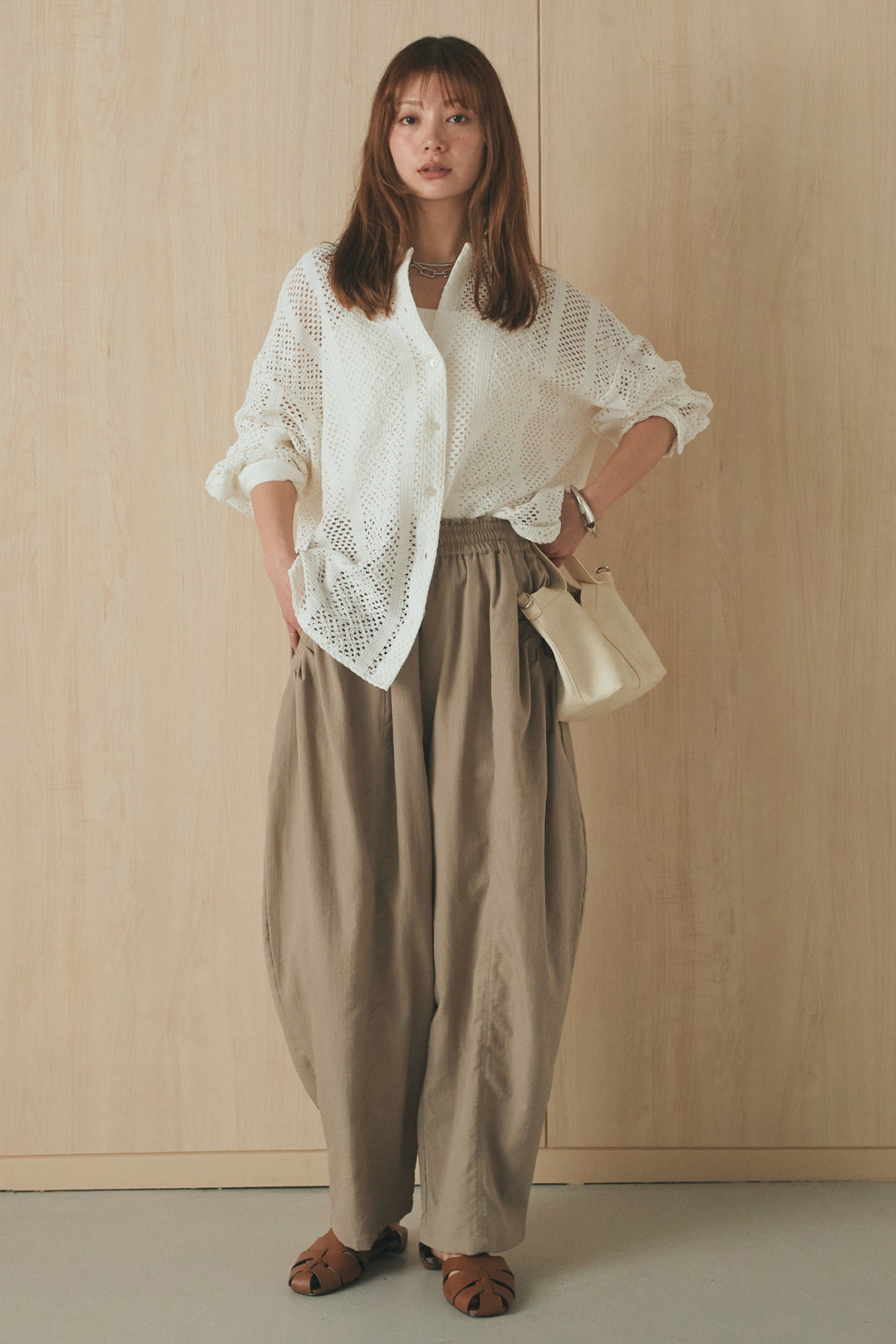 [SET]長袖襟付きレースシャツ+ポケットタックフォルムパンツ(2set)