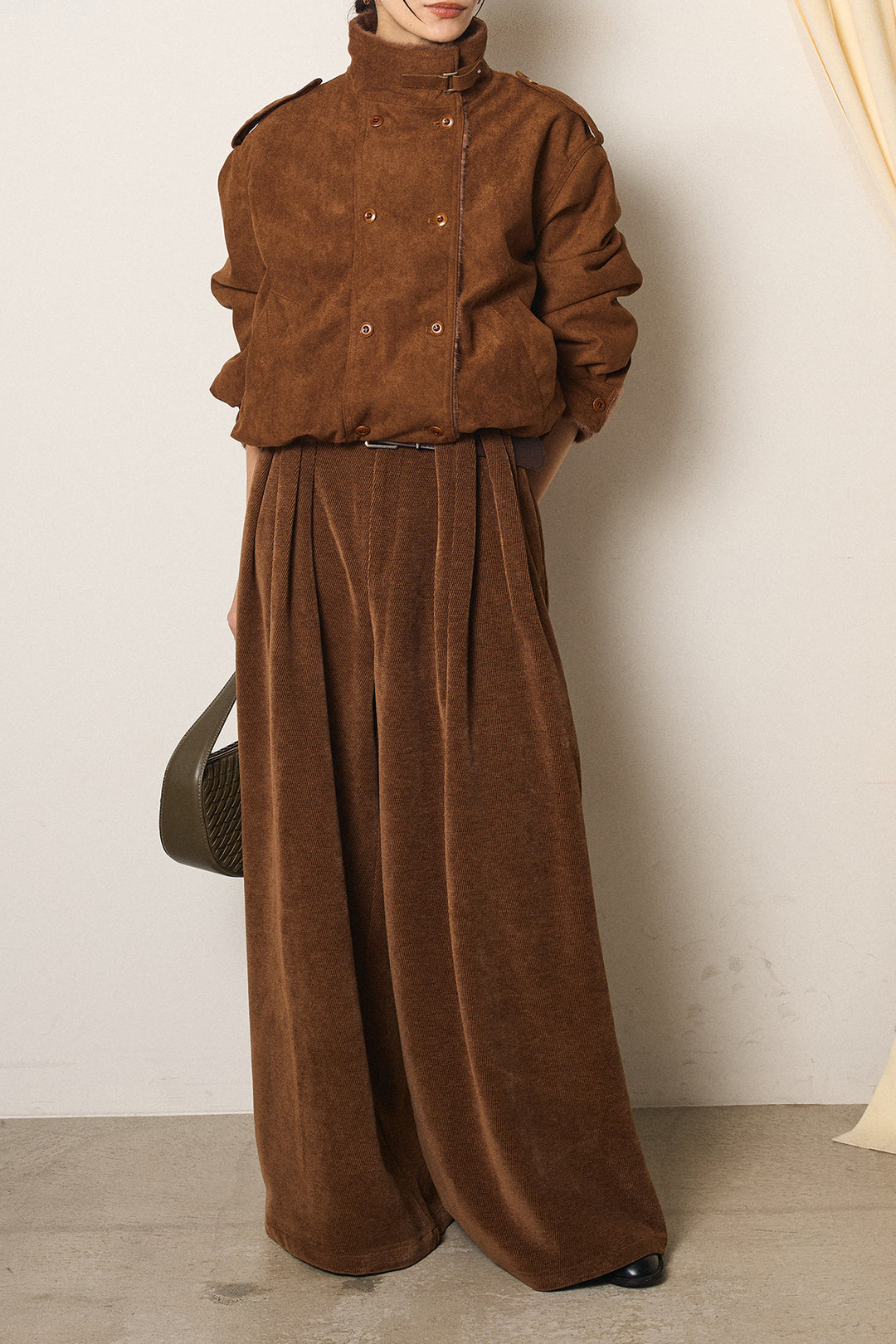 [SET]スタンド襟スウェードライクアウター+ベルトループコーデュロイワイドパンツ(2set)