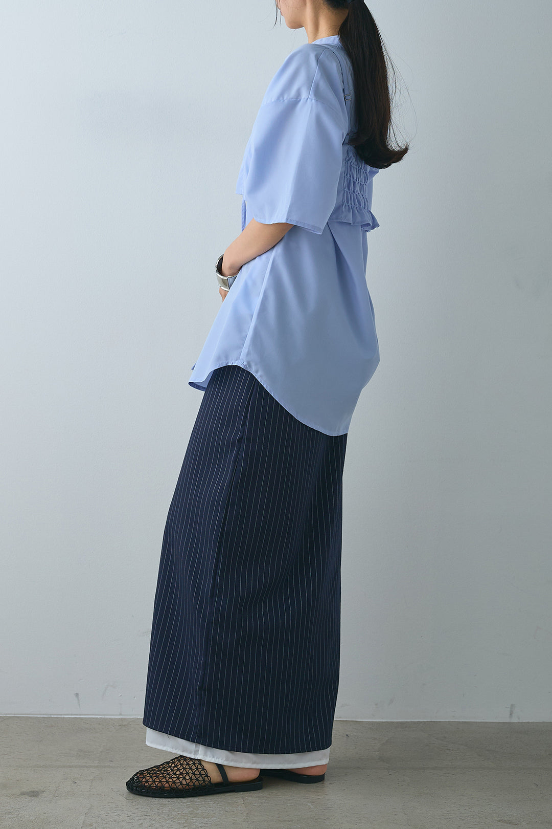 [SET]ホックビスチェ付きバンドカラーシャツ+ストライプストレートスカート(2set)