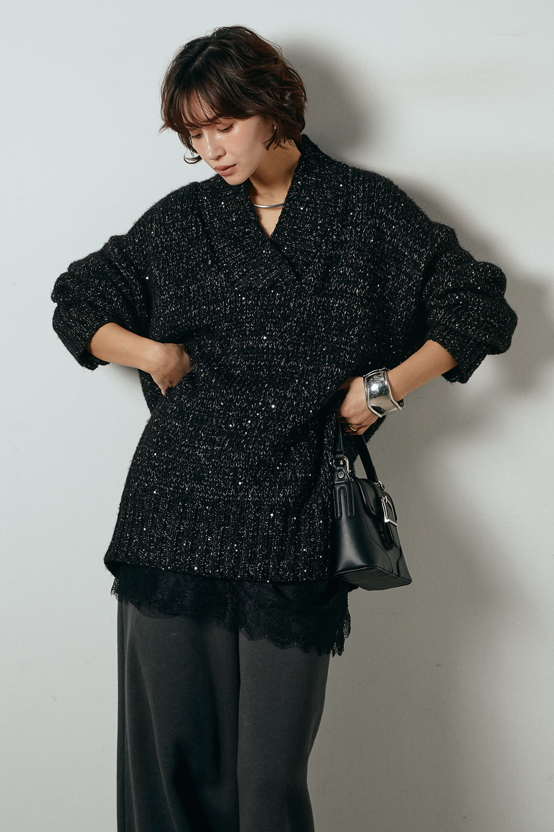 [SET]Vネックラメニットトップス+レース切り替えキャミソール(2set)