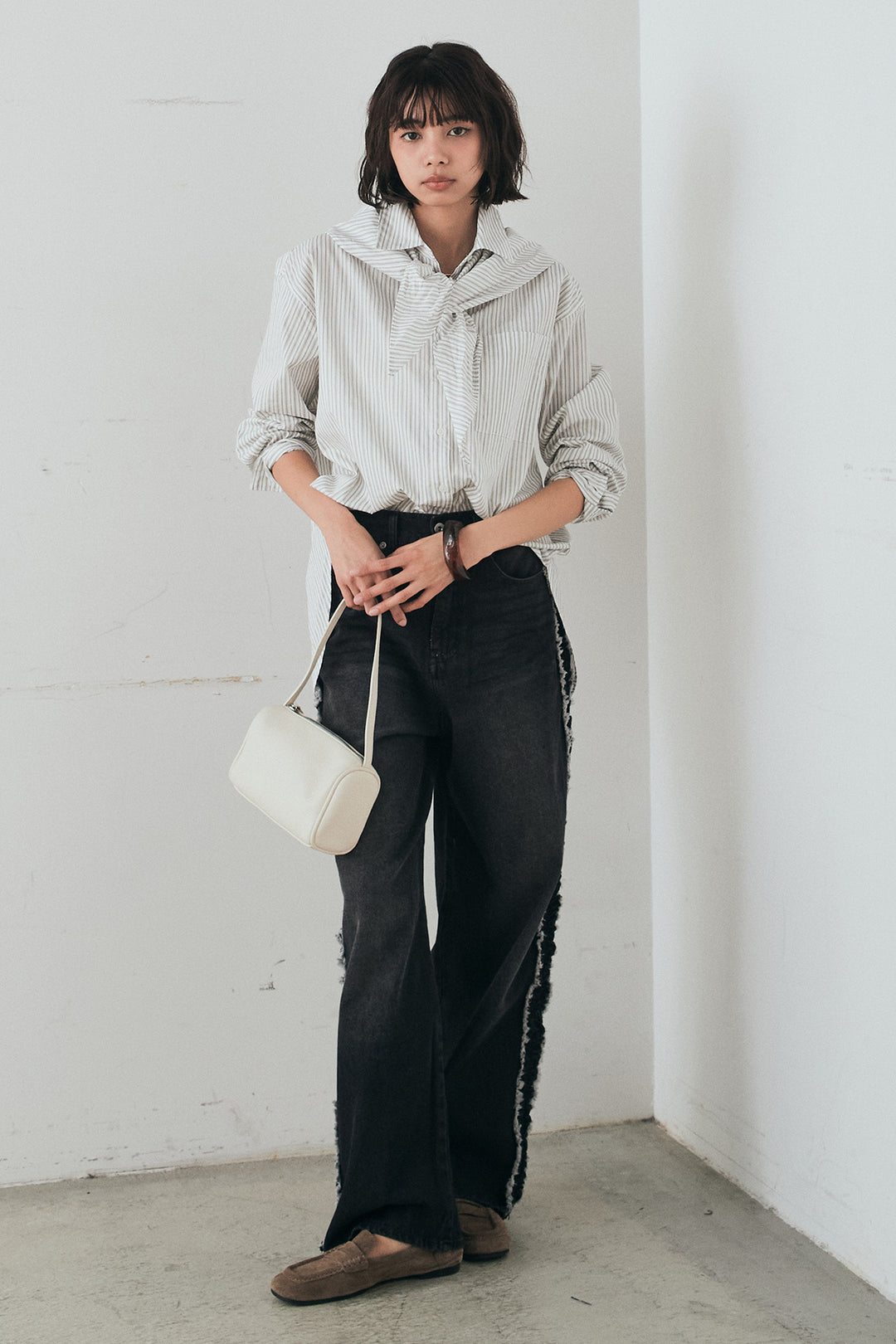 [SET]ランダムストライプスカーフ付きシャツ+デニムサイドフリルパンツ(2set)