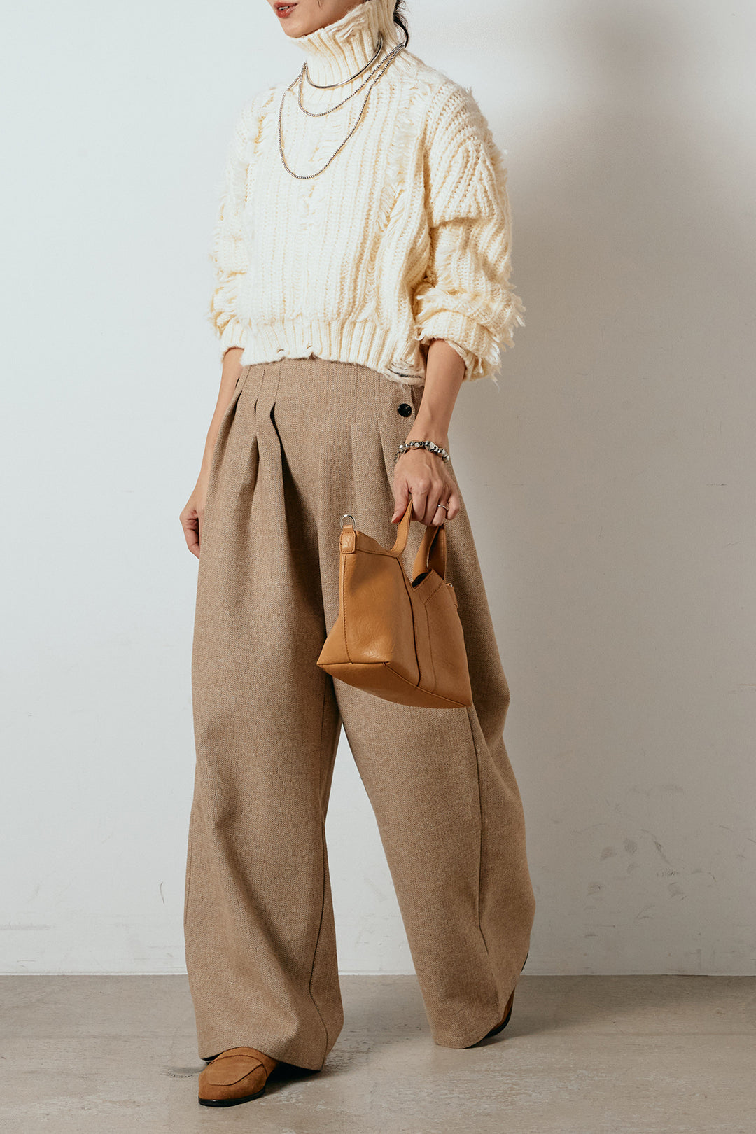 [SET]フリンジタートルショートニット+サイドボタンツイードタックパンツ(2set)