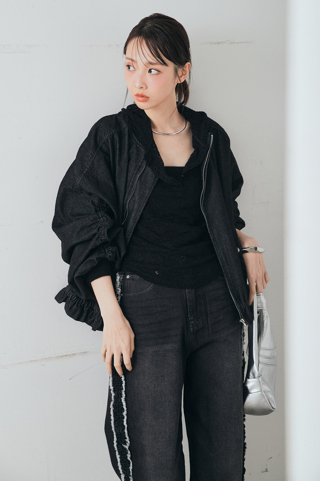 [SET]袖シャーリング裾フリルデニムブルゾン+デニムサイドフリルパンツ(2set)