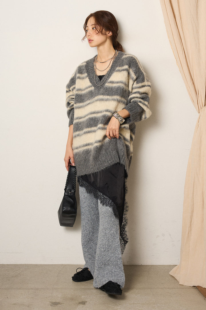 [SET]ルーズVネックボーダーニットトップス+レースドッキングサテンキャミソール+杢ニットリブフレアパンツ(3set)