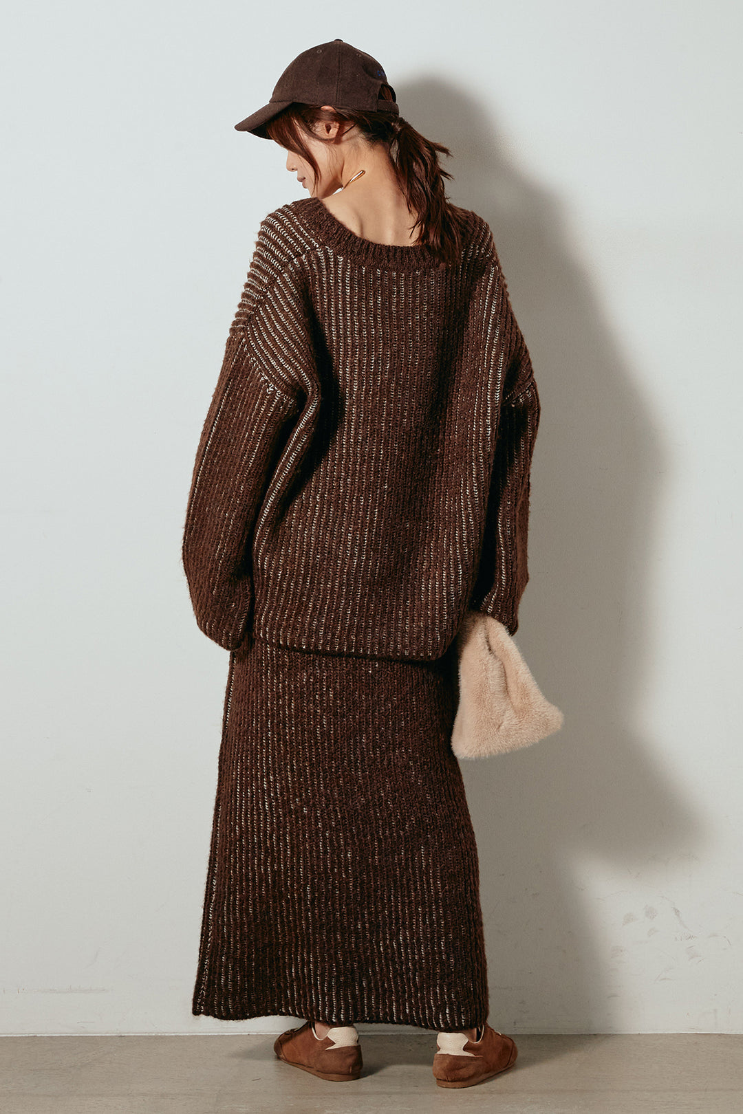 [SET]アルパカタッチ深Vニットトップス+アルパカタッチニットタイトスカート(2set)