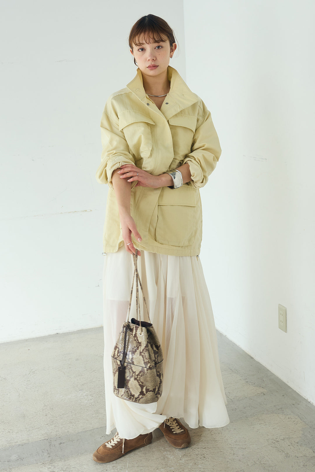 [SET]ナイロンツイルフィールドジャケット+シアーフリルキャミワンピース(2set)