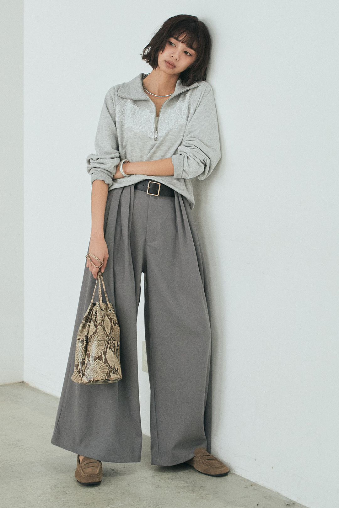 [SET]リバーレースハーフジップ裏毛スウェット+ベルト付きタックデザインハイウエストロングパンツ(2set)