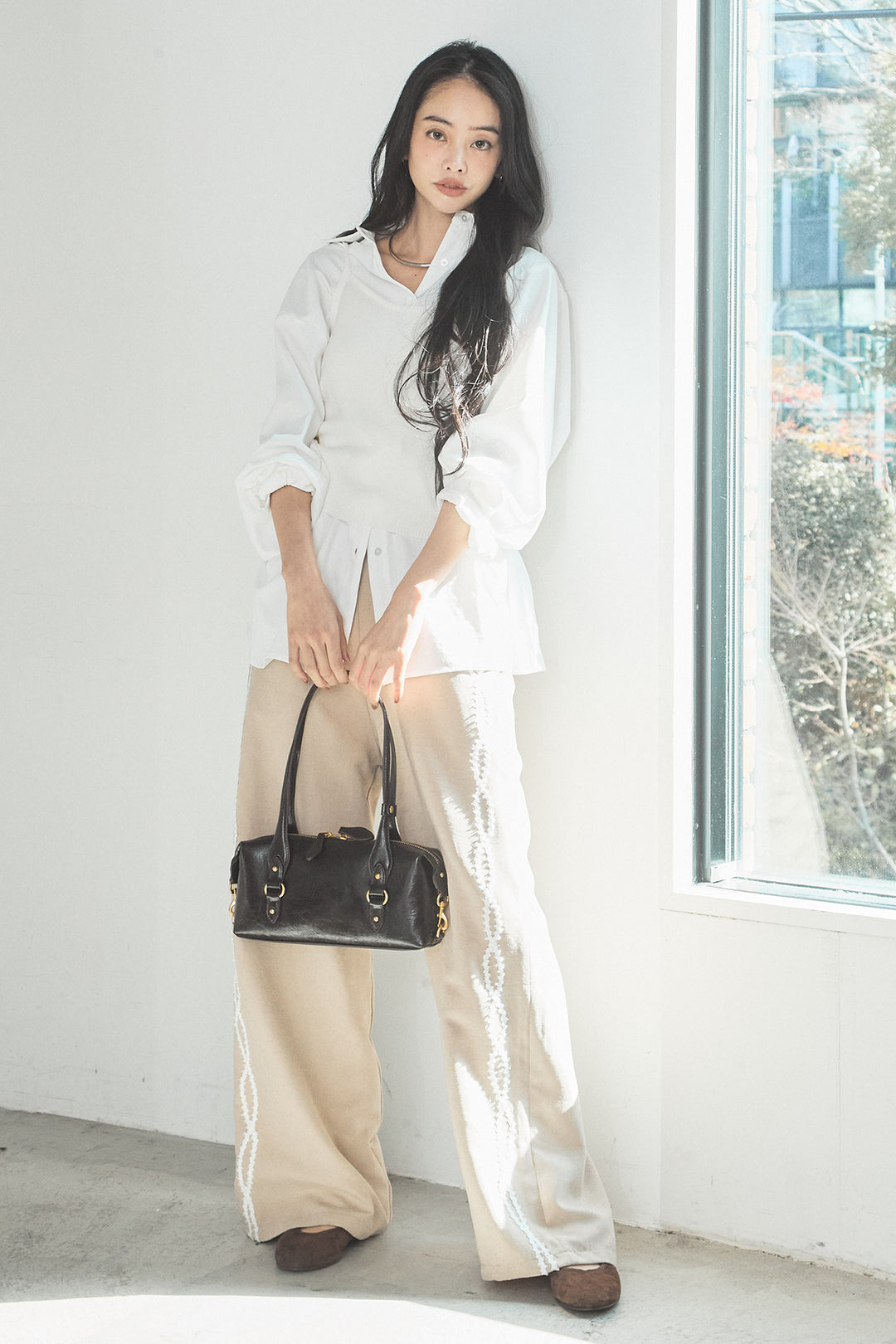 [SET]ニットキャミ付きシャツ+刺繡テープラインパンツ(2set)