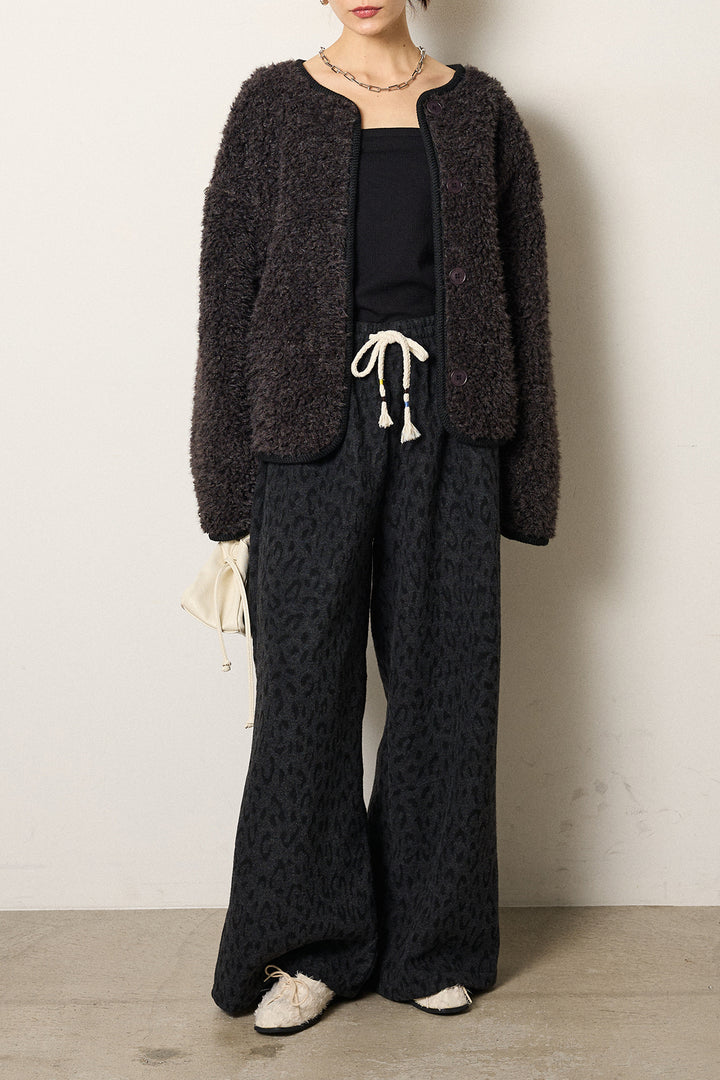 [SET]ノーカラー裏地レオパードボアアウター+レオパードジャガードニットパンツ(2set)