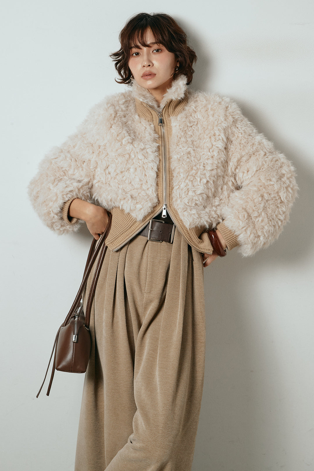 ハイネックショート丈ボアジップブルゾン