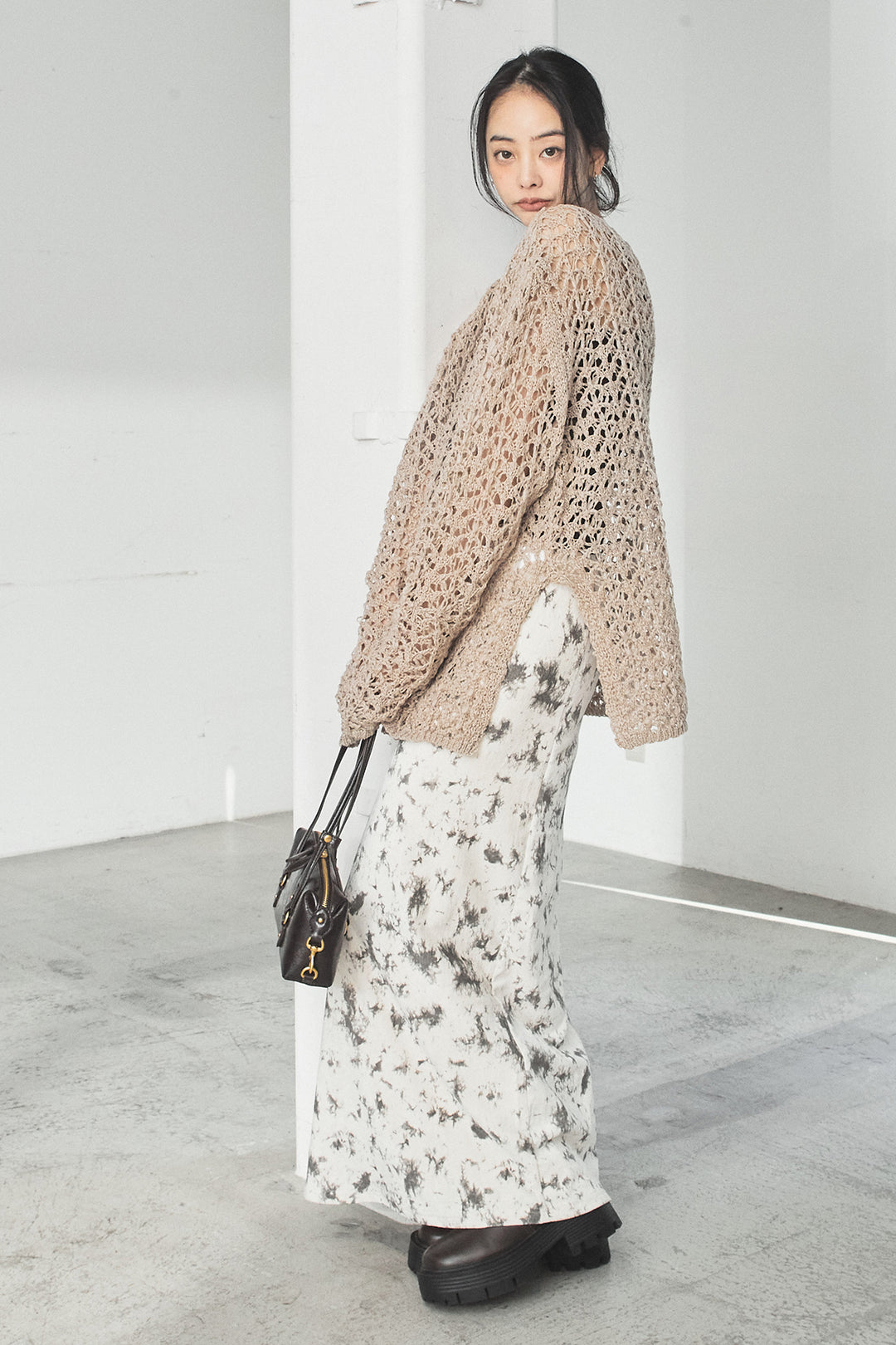 [SET]リラックスメッシュニットトップス+タイダイ柄ベロアワイドスカート(2set)