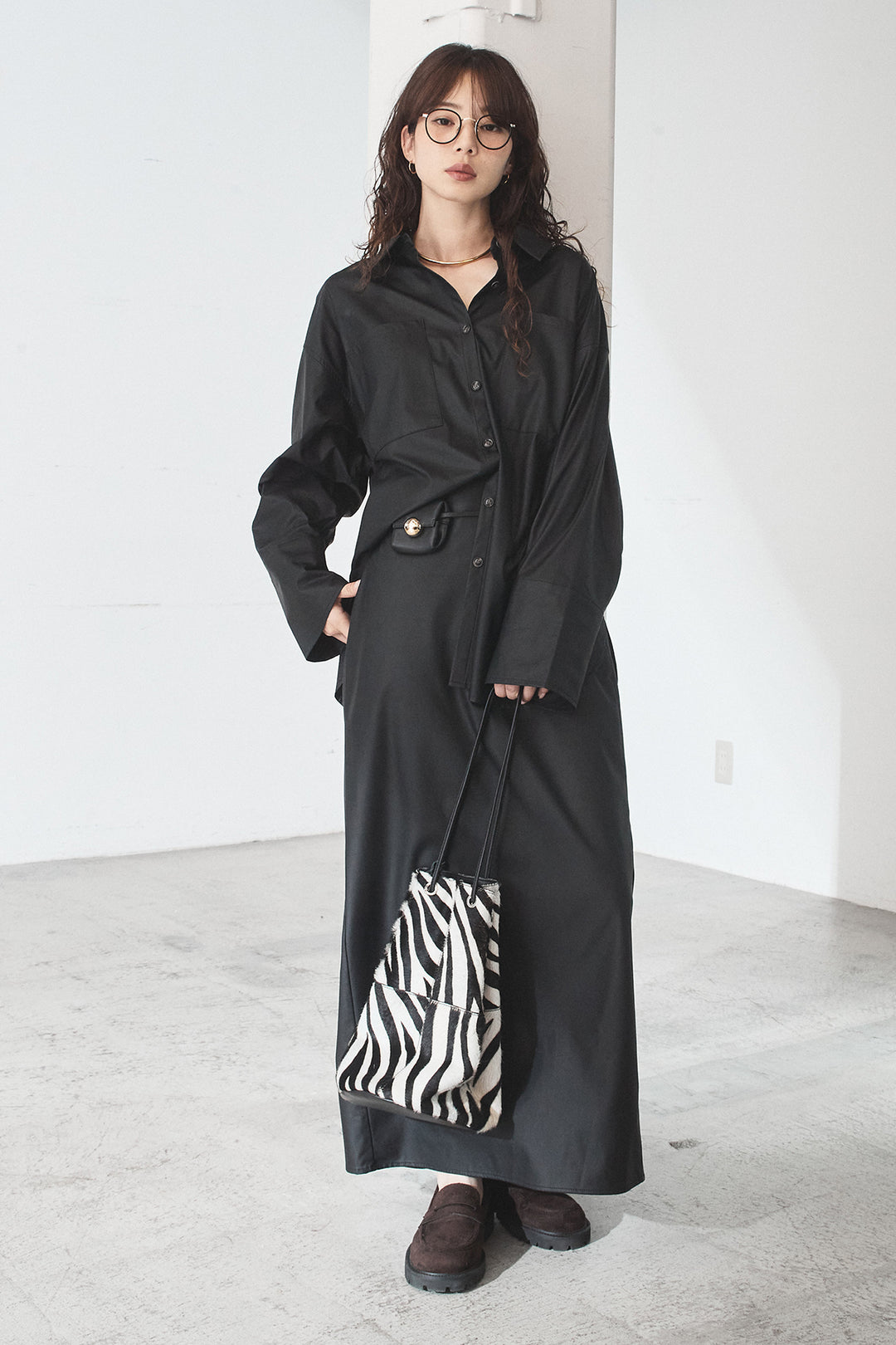 [SET]ウォッシャブルエコレザービックカフスシャツ+ウォッシャブルエコレザーナロースカート(2set)