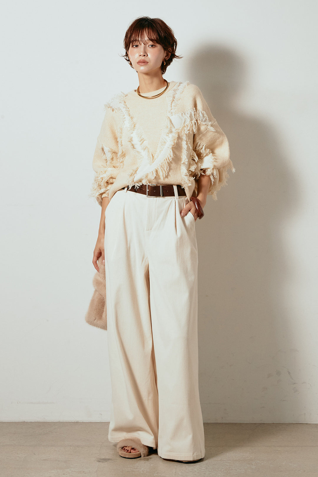 [SET]シャギージャガードニットトップス+太ベルト付きコーデュロイタックパンツ(2set)