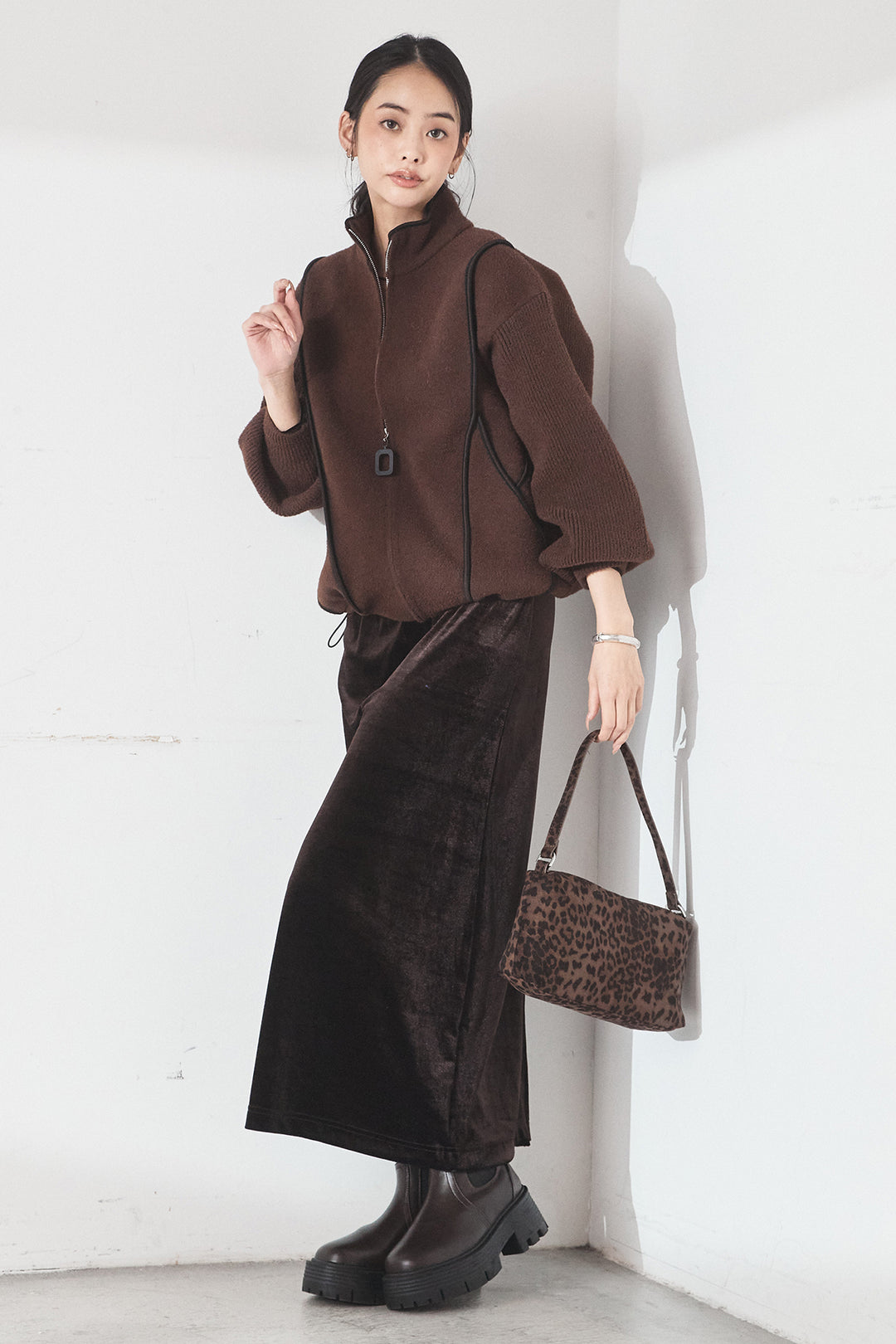 [SET]ハイネックパイピングデザインブルゾン+ベロアバレエネックワンピース(2set)