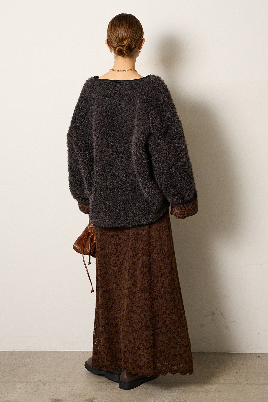 [SET]ノーカラー裏地レオパードボアアウター+花柄刺繍ベロアフレアスカート(2set)