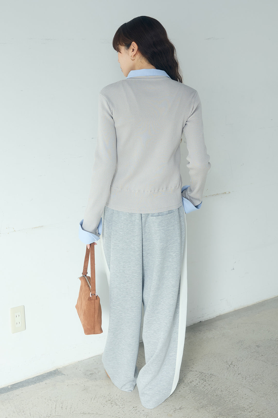 [SET]シャツドッキングボタンニットカーディガン+異素材切り替えスウェットパンツ(2set)