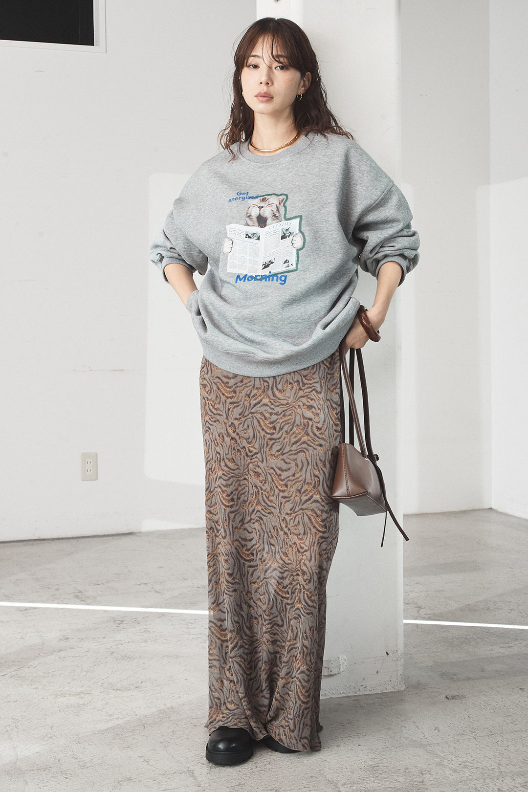 [SET]裏起毛モーニングキャットプリントスウェット+抽象柄ロングスカート(2set)