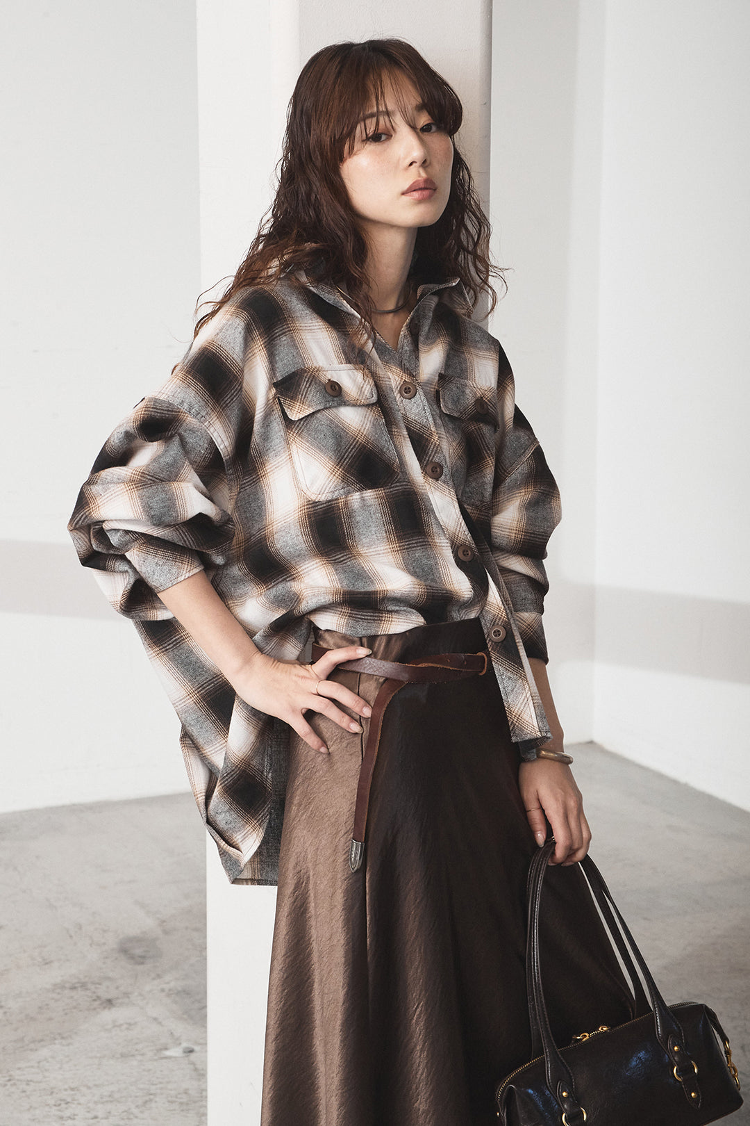 [SET]オンブレーチェックビッグシルエットCPOシャツ+裾レースデザインサテンスカート(2set)