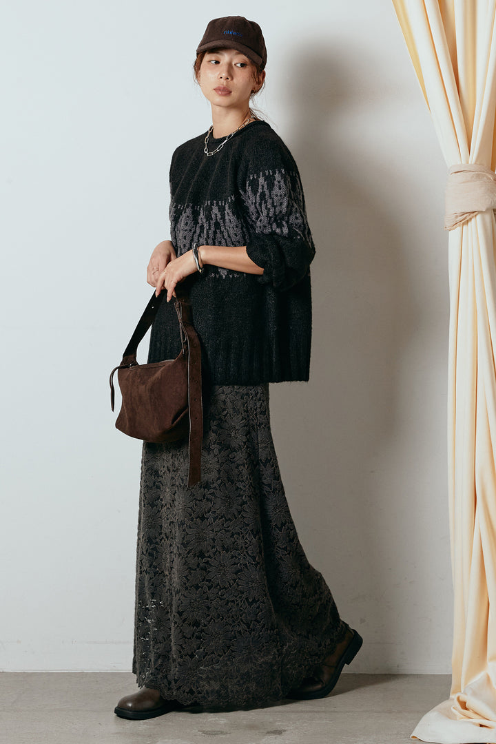[SET]モノトーン柄ニットトップス+花柄刺繍ベロアフレアスカート(2set)