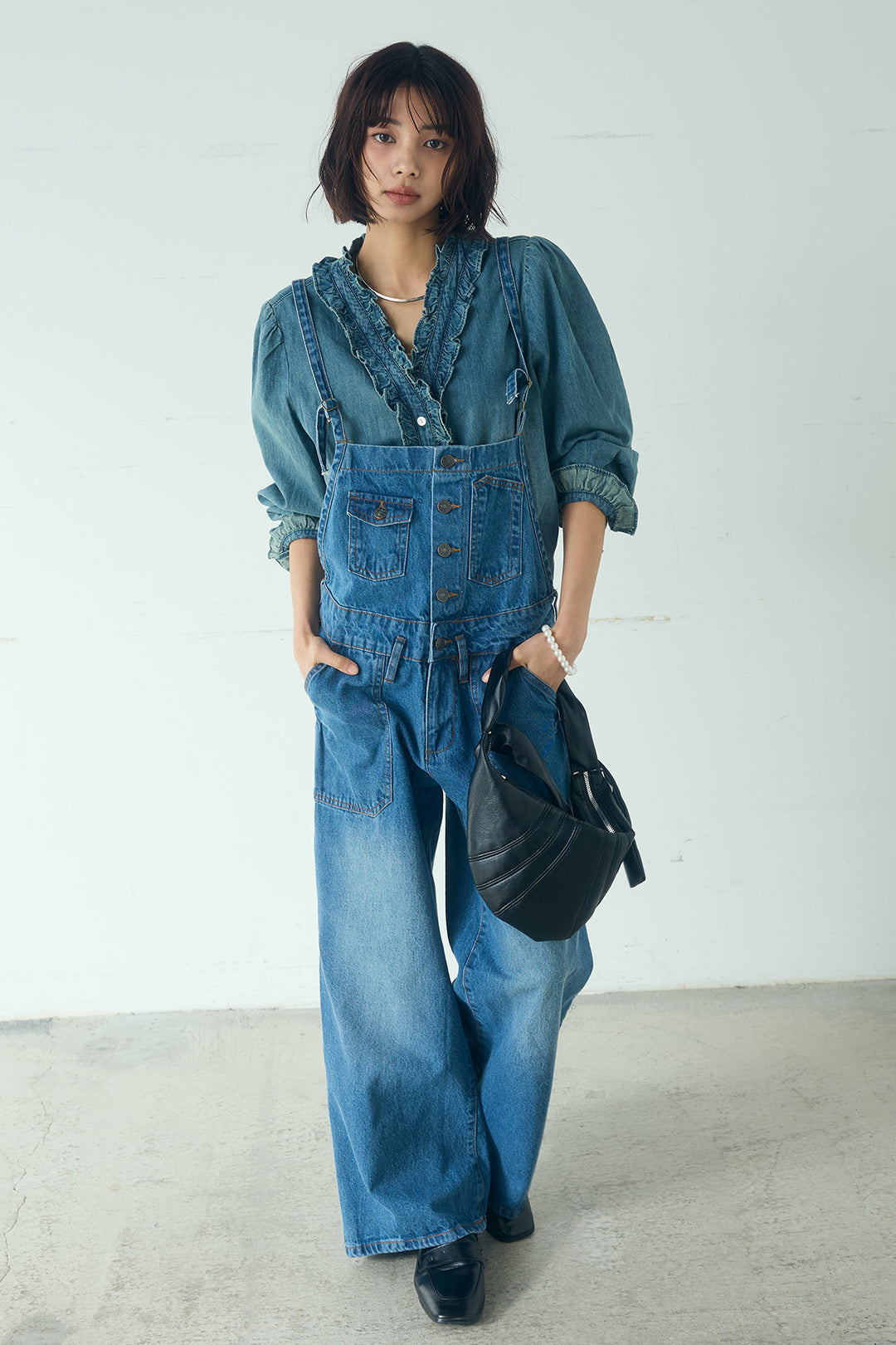 [SET]Vネックデニムフリルトップス+デニムサロペットワイドパンツ(2set)