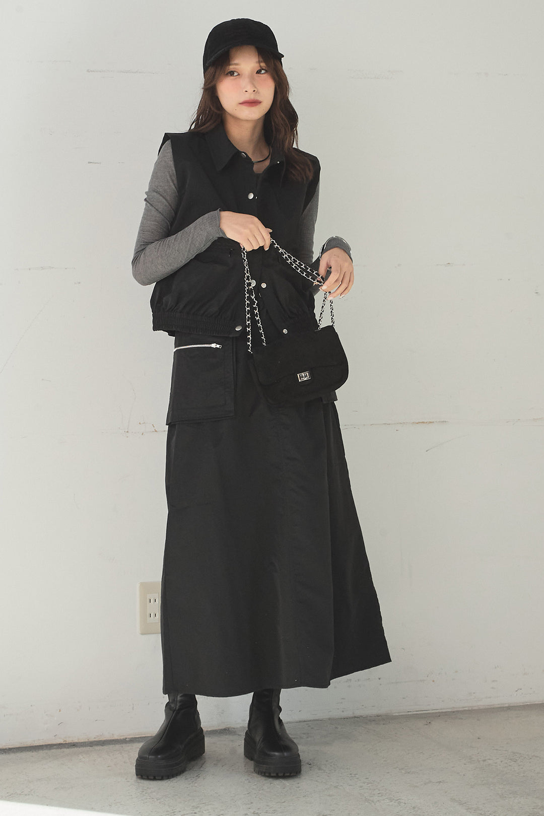 [SET]襟付きナイロンベスト+サイドデザインナイロンスカート+リブシアークルーネック長袖トップス(3set)