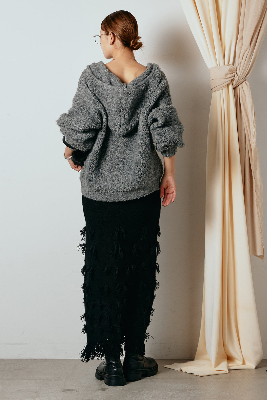 [SET]ブークレキーネックプルオーバー+ポイントフリンジニットナロースカート(2set)