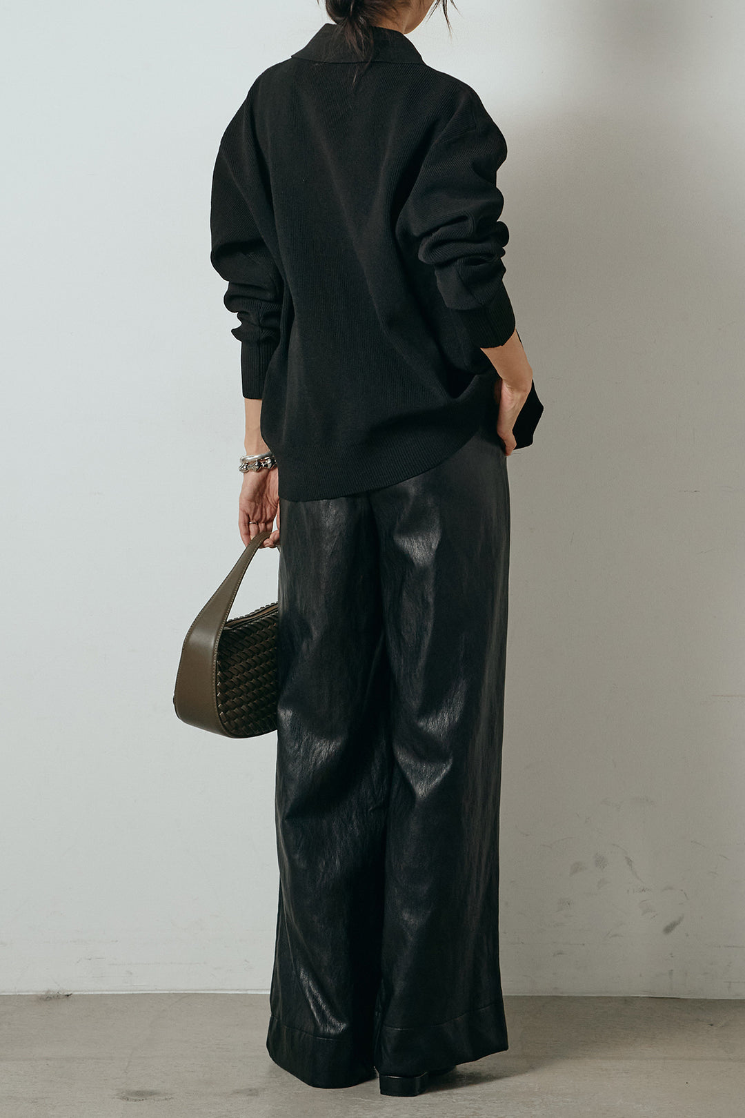 [SET]メタル釦衿付きニットカーディガン+ベルト付きレザーライクタックパンツ(2set)