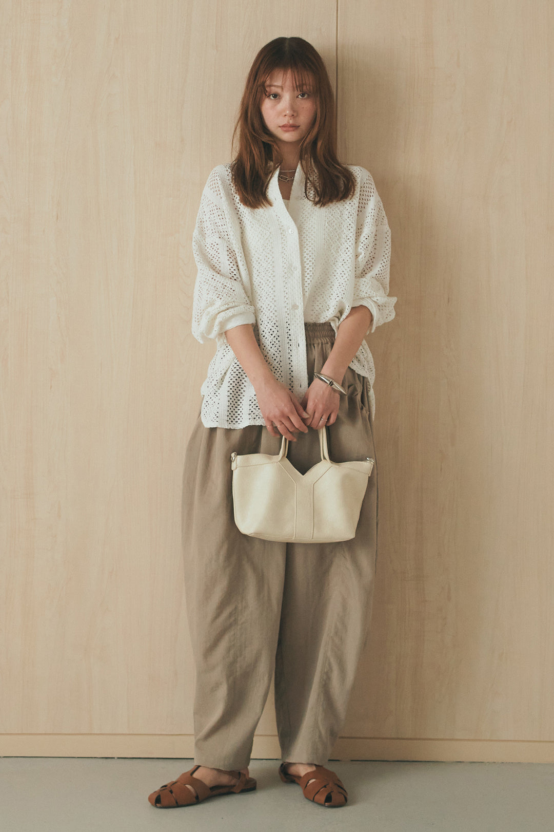 [SET]長袖襟付きレースシャツ+ポケットタックフォルムパンツ(2set)