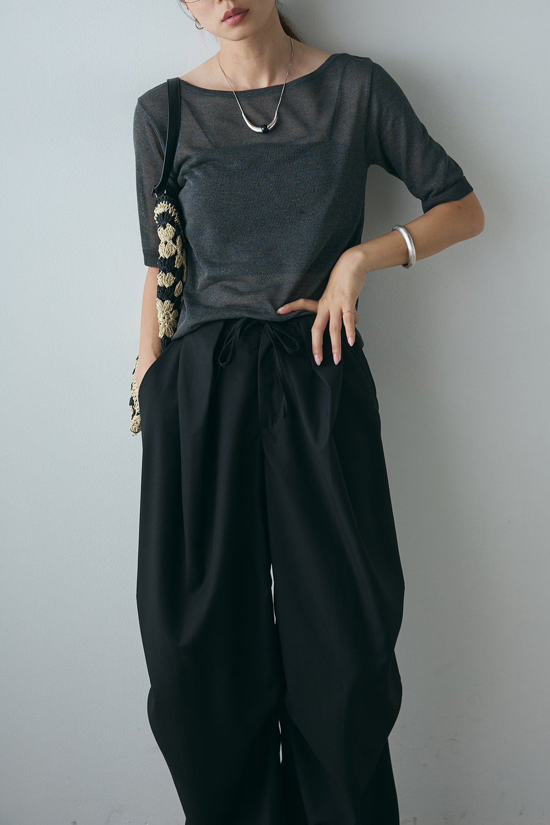 [SET]シアーバックオープンプルオーバー+デザインタックパンツ(2set)