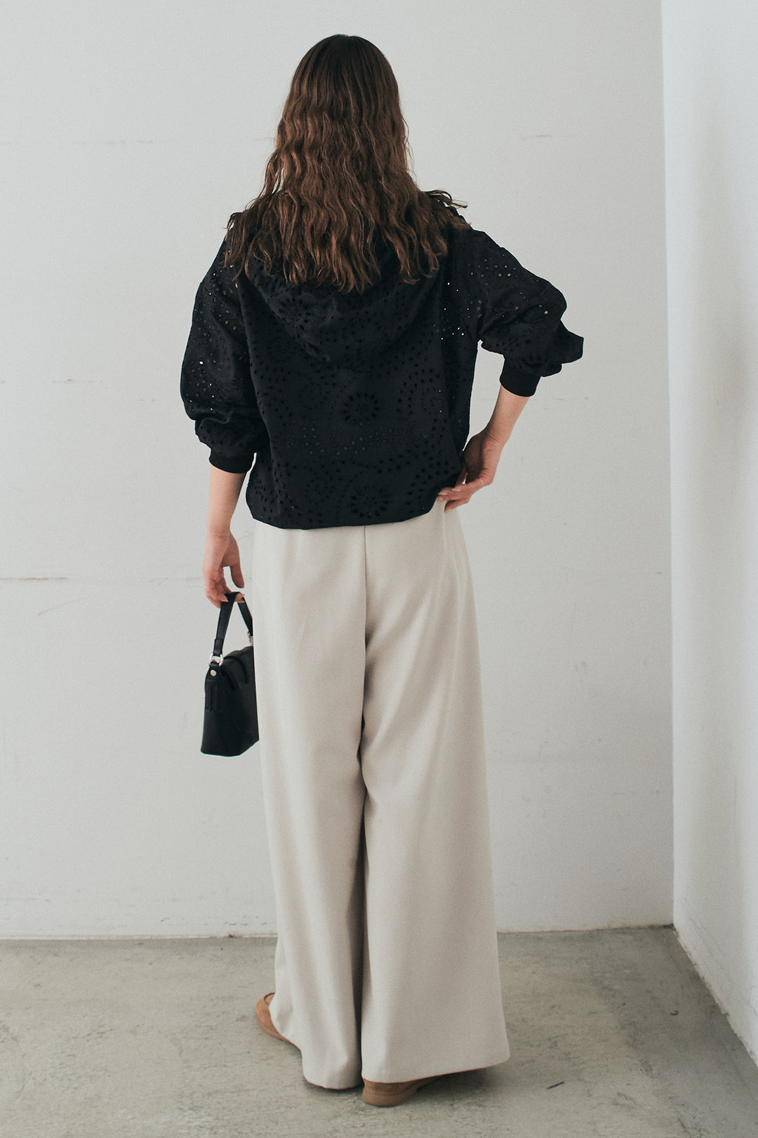 [SET]レースハーフジップアップフーディー+ベルト付きツータックワイドパンツ(2set)