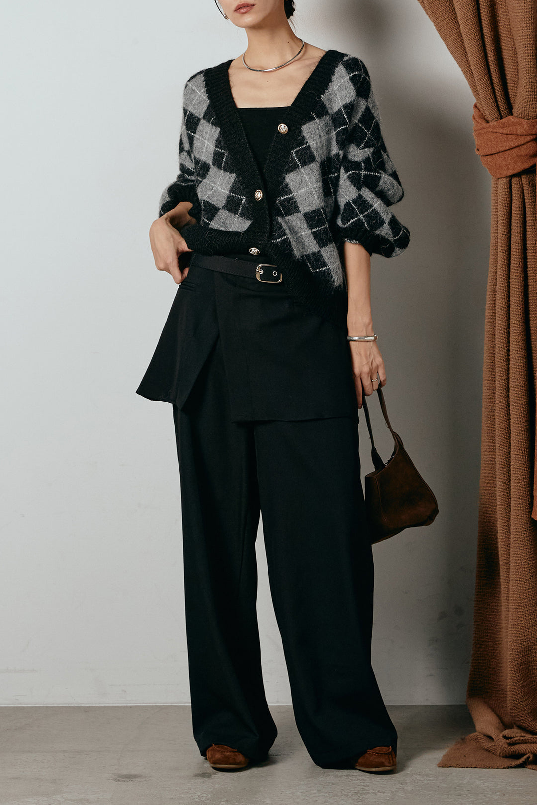 [SET]オーバーサイズ総柄Vネックニットカーディガン+ベルト付きウエストデザインパンツ(2set)