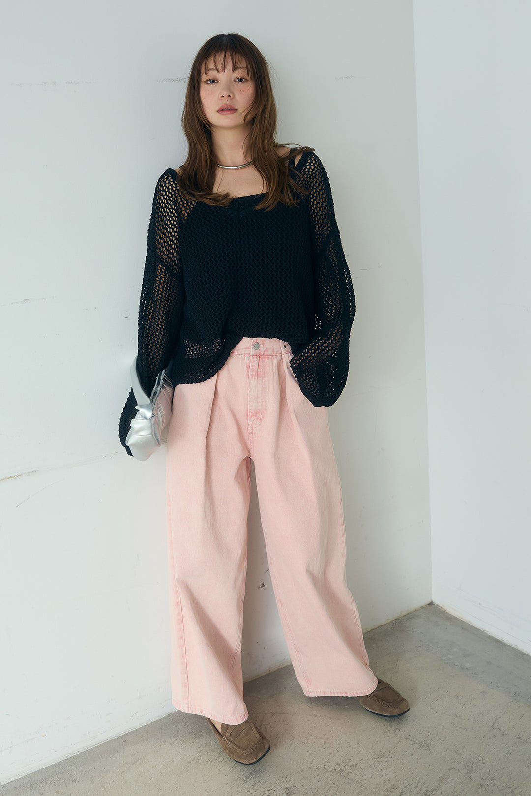 [SET]メッシュ編みビスチェセットVネックプルオーバー+カラーデニムタックカーブパンツ(2set)