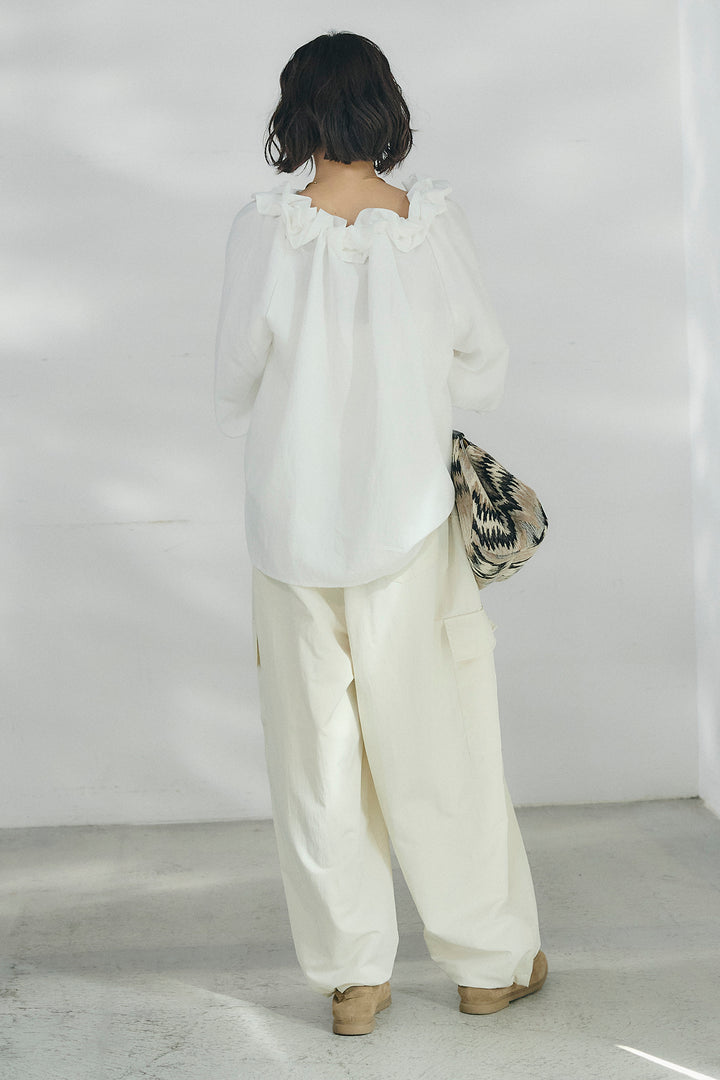 [SET]ネックフリルデザインブラウス+撥水ジョガーパンツ(2set)