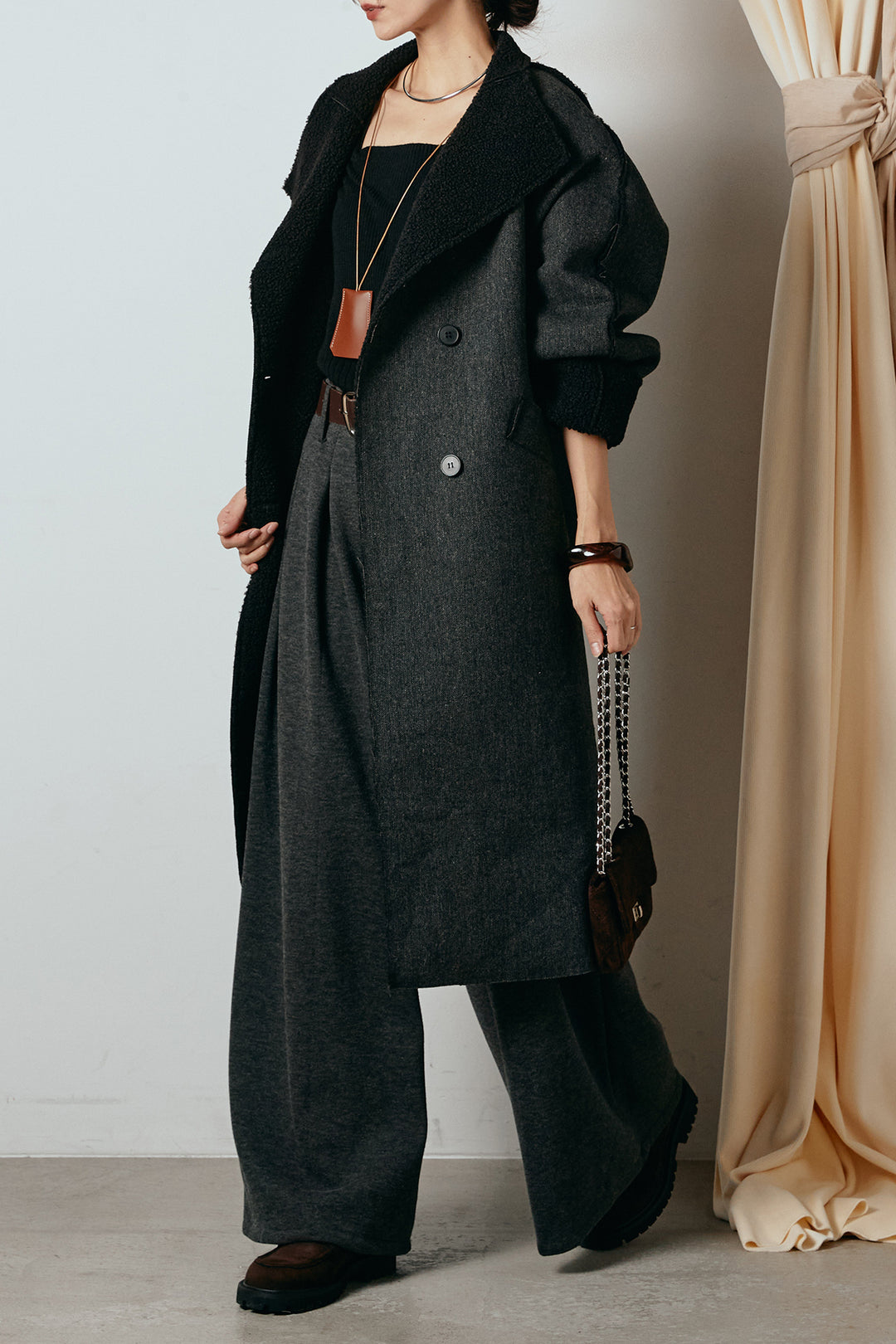 [SET]裏地ボアハイネックロングアウター+フェイクレザー太ベルト付きタックワイドパンツ(2set)