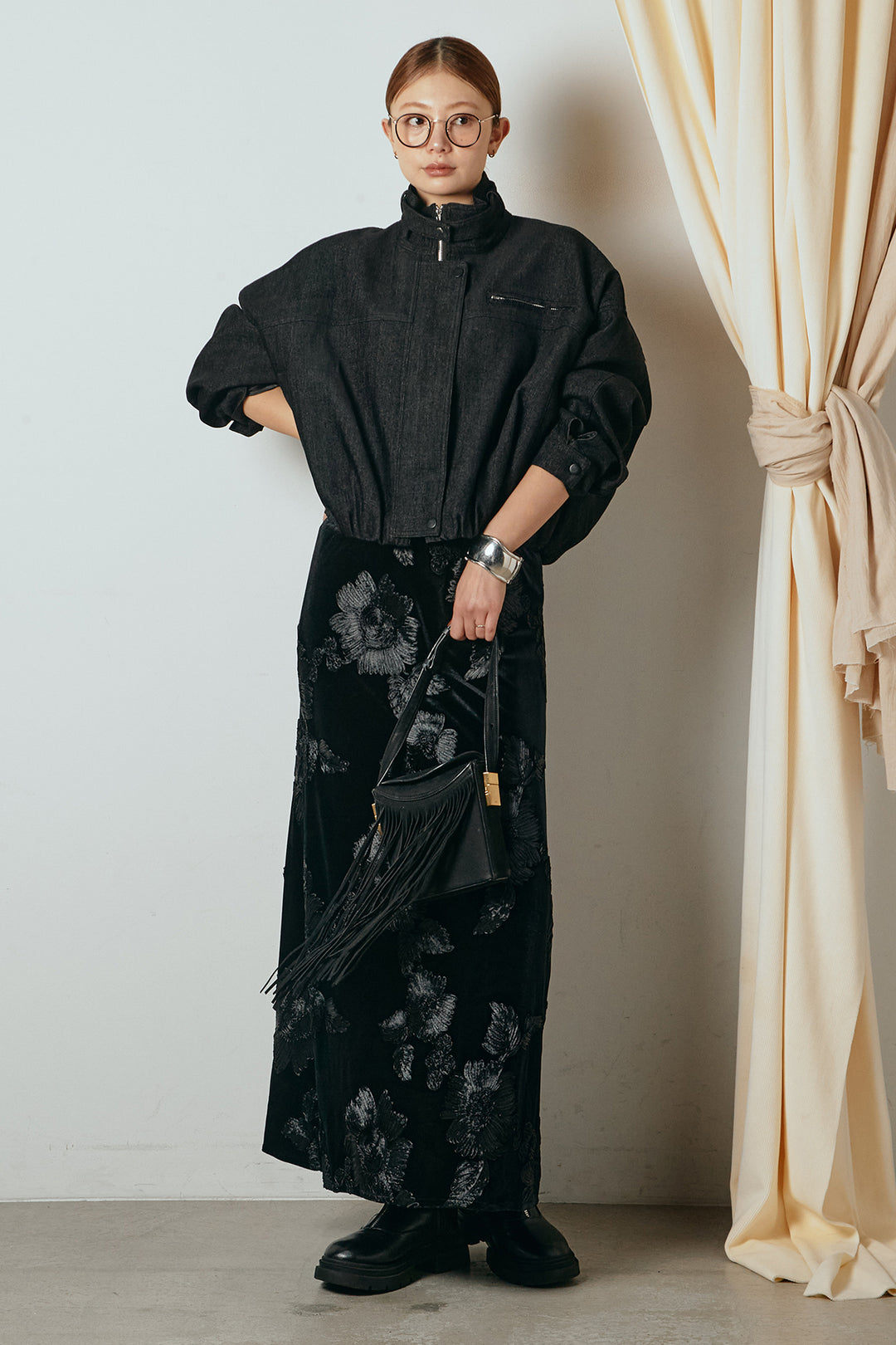 [SET]デニム調ハイネックブルゾン+フラワー刺繍ワイドスカート(2set)