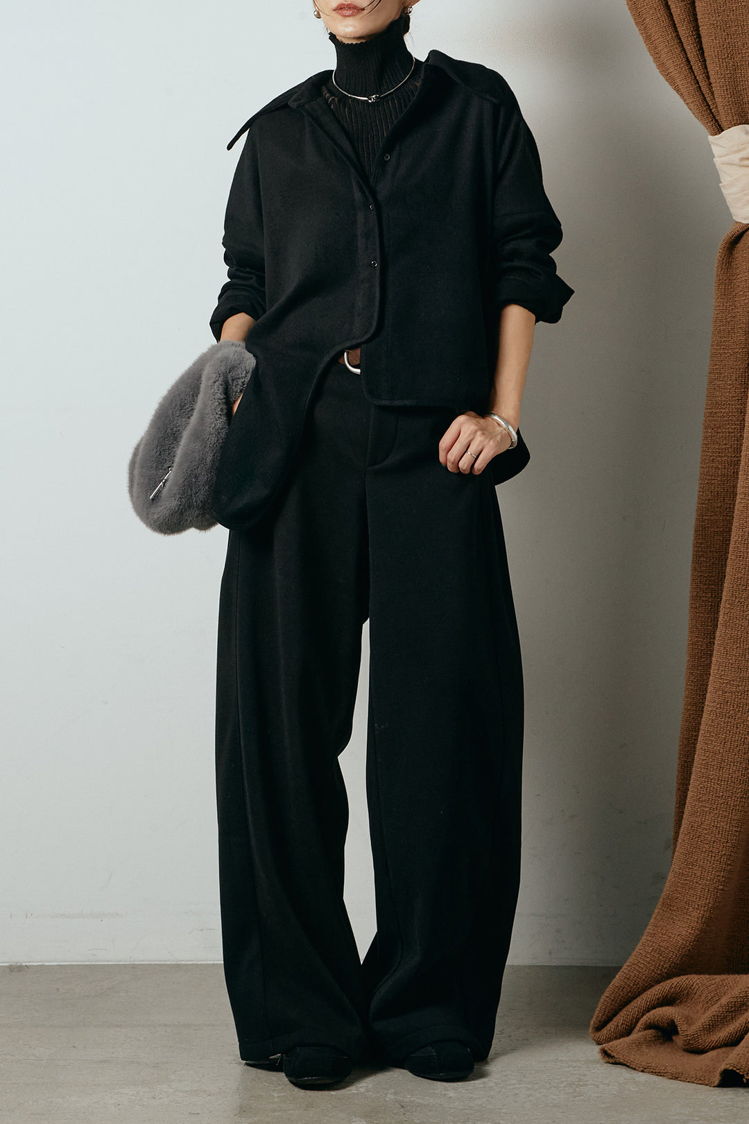 [SET]裾アシンメトリーデザインシャツ+編みベルト付きワイドパンツ+リブニットシームレスタートルプルオーバー(3set)