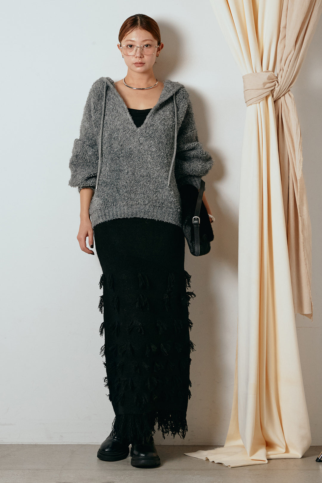 [SET]ブークレキーネックプルオーバー+ポイントフリンジニットナロースカート(2set)