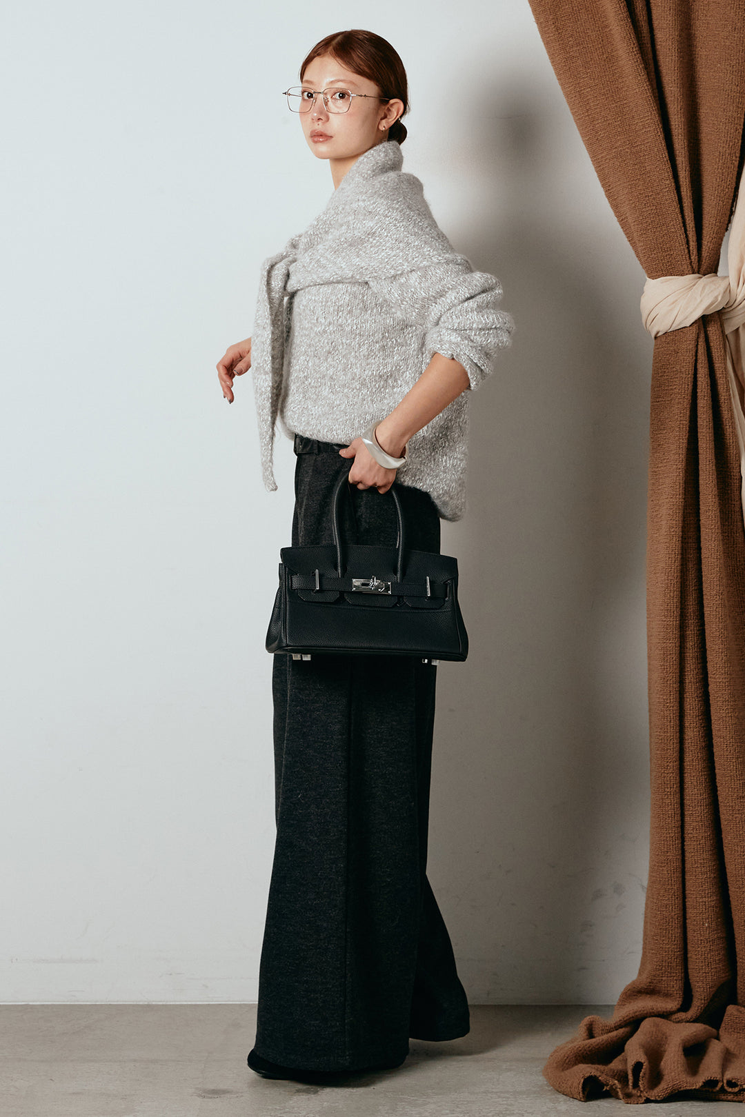 [SET]スカーフ付きミックスニットトップス+細ベルト付き起毛タックワイドパンツ(2set)