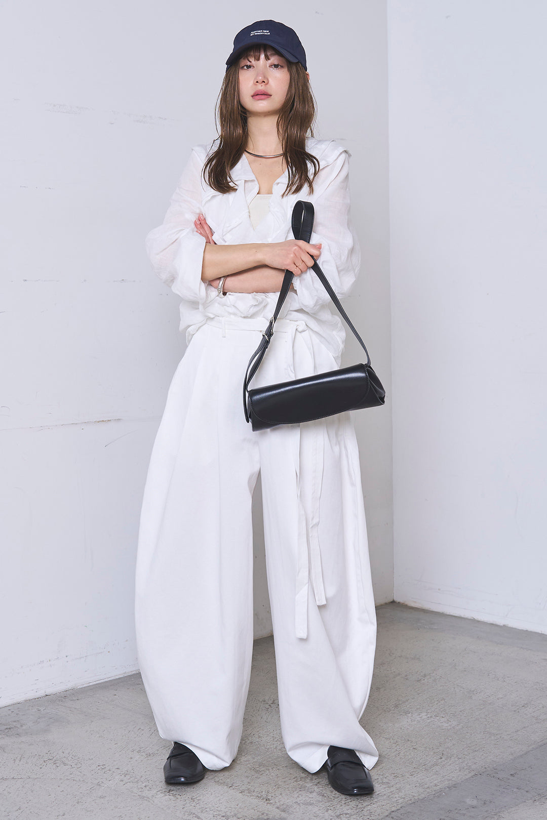 [SET]フリルボタンブラウス+紐ベルト付きカーブワイドパンツ(2set)